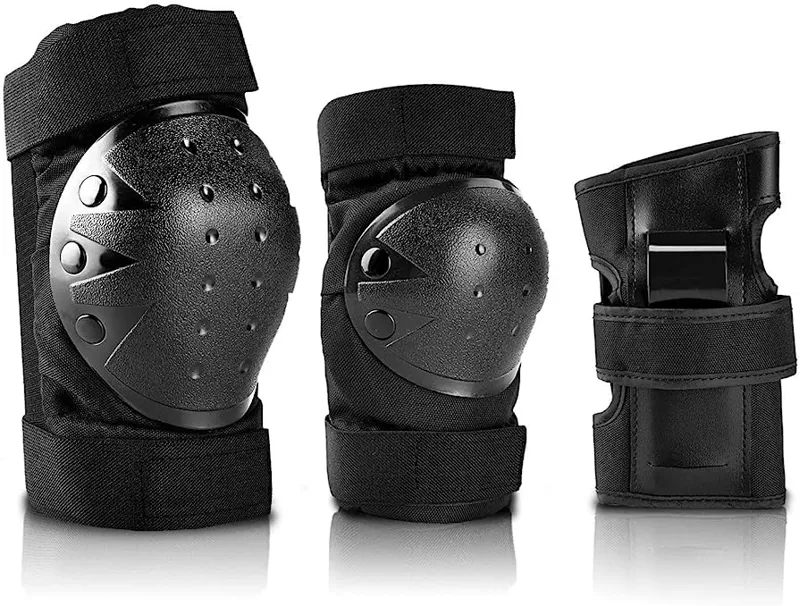 Skybulls Skate Knee Elbow and Wrist Pads Black
